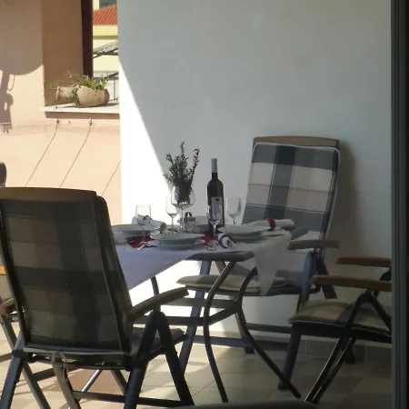 Dada Apartment Novi Vinodolski